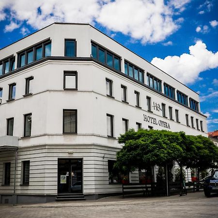 Hotel Opera Tarnowskie Góry Kültér fotó